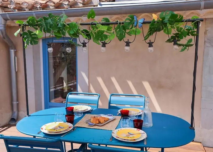 La Terrasse Tapaja Vue Conciergeriedamecarcas